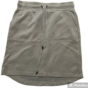 Cable & Gauge athletic style skirt size small S